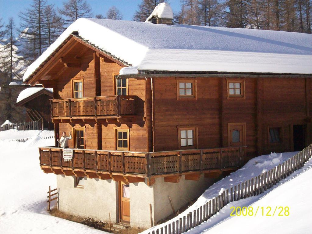 Almhuette Adlerhorst Villa Heiligenblut Exteriör bild